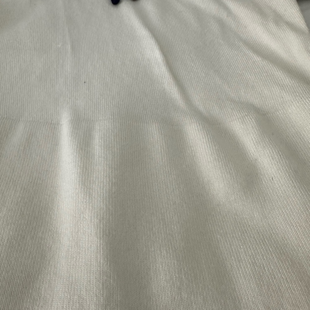 Top - Picture 3 of 6